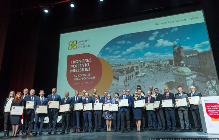 675 praktyk zgłosiły samorządy do dwunastu konkursów na liderów zarządzania, które w latach 2004-2015 organizował Związek Miast Polskich wspólnie z innymi korporacjami samorządowymi.