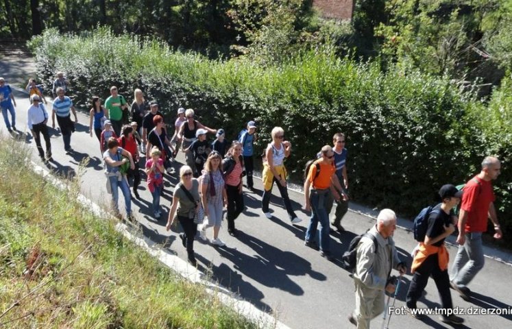 Dzierżoniów: Członkowie Towarzystwa Miast Partnerskich Dzierżoniowa utrzymują stałe kontakty z mieszkańcami naszych miat partnerskich. Możesz do nich dołączyć