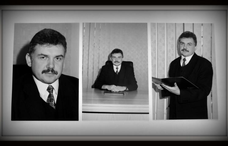 Z wielkim bólem i żalem przyjęliśmy wiadomość o nagłej śmierci Marka Nowakowskiego, Przewodniczącego Rady Miejskiej Dzierżoniowa w III kadencji w latach 1998 - 1999, Burmistrza Dzierżoniowa w latach 1999-2002 Łącząc się w tych trudnych chwilach z rodziną składamy kondolencje i wyrazy głębokiego współczucia.