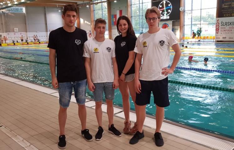 XXIV Ogólnopolska Olimpiada Młodzieży 17-18 lat w pływaniu na 50m basenie zakończyła się licznymi sukcesami naszych pływaków. Największe triumfy świętowała Karolina Jurczyk, która z Gliwic przywiozła trzy medale.