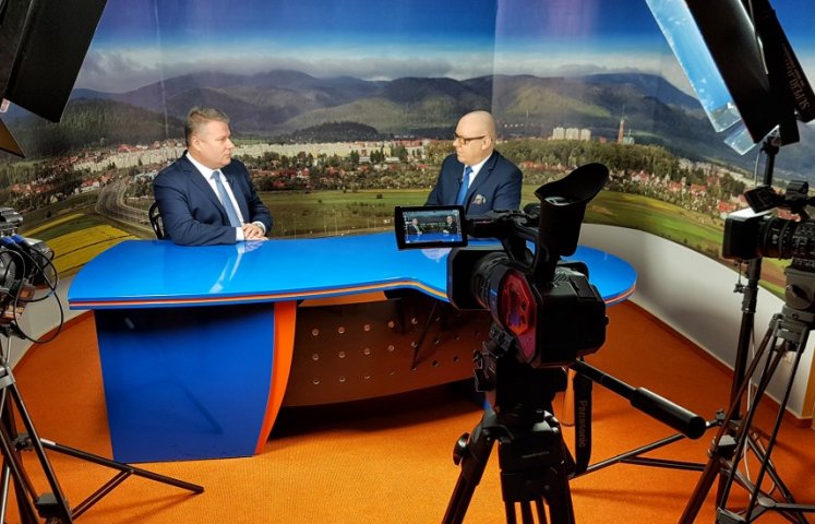 Gospodarka, zmiany w oświacie i wyzwania na najbliższą przyszłość to główne tematy poruszone podczas wywiadu w Telewizji Sudeckiej. 