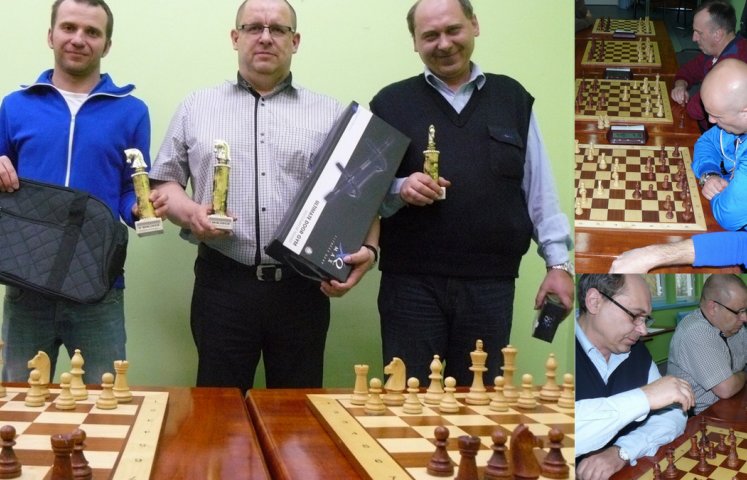 Po pierwszym kole szachowych pojedynków Sławomir Woszczyński miał na koncie 4,5 punktu i razem z Romualdem Dudkiem dzielił 3. miejsce w tabeli. W serii partii rewanżowych zwyciężył aż 6 razy, a tylko raz zremisował. To dało mu mistrzostwo powiatu dzierżoniowskiego w szachach błyskawicznych na rok 2017. 