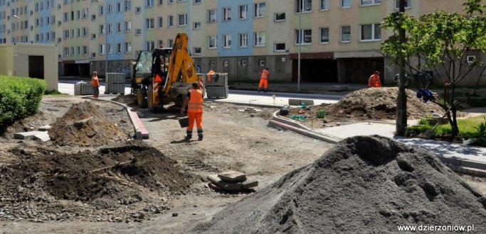 Dzierżoniów: Parking na os. Błękitnym