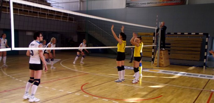 W dwóch kategoriach: kadetki oraz juniorki + starsze zmierzą się uczestniczki Jesiennego Turnieju Piłki Siatkowej Dziewcząt. Odbędzie się on 23 października w hali Ośrodka Sportu i Rekreacji w Dzierżoniowie.