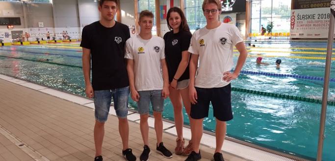 XXIV Ogólnopolska Olimpiada Młodzieży 17-18 lat w pływaniu na 50m basenie zakończyła się licznymi sukcesami naszych pływaków. Największe triumfy świętowała Karolina Jurczyk, która z Gliwic przywiozła trzy medale.