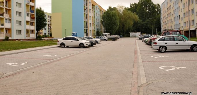 Parking na os. Błękitnym w Dzierżoniowie