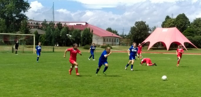 W Dzierżoniowie rozgrywane są Mistrzostwa Polski w Piłce Nożnej Dziewcząt do lat 16 w ramach XXII Ogólnopolskiej Olimpiady Młodzieży w Sportach Letnich