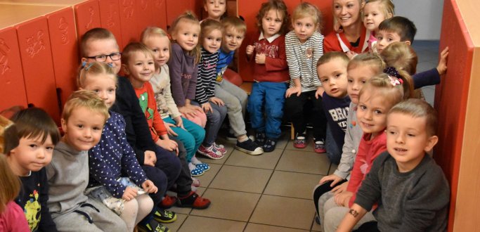 Rozpoczęła się rekrutacja do dzierżoniowskich przedszkoli publicznych i szkół podstawowych. Czas na podjęcie decyzji upływa 28 kwietnia. To pierwszy etap naboru, który zakończy się najpóźniej 31 sierpnia. 