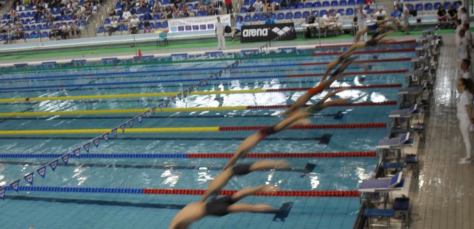 Daniel Wiewiórka, Kacper Krasiński, Zuzanna Matuszczyk, Filip Michalkiewicz, Filip Łaszuk, Jakub Bielski, Krystian Dobrzański i Łukasz Bykowski – to podopieczni trenera Andrzeja Wojtala, którzy wystartowali w Letnich Mistrzostwach Polski Juniorów 15-letnich. Jak poradzili sobie wśród mocnych konkurentów?