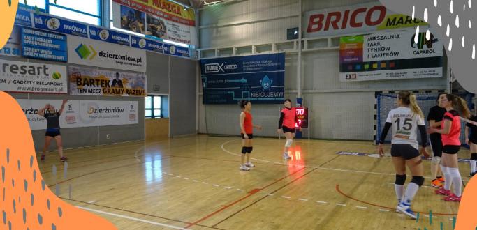 W niedzielę 13 października 2019 roku w hali Ośrodka Sportu i Rekreacji w Dzierżoniowie odbędzie się Jesienny Turniej Piłki Siatkowej Kobiet. Zawody rozegrane zostaną w dwóch kategoriach wiekowych – kadetki oraz juniorki + seniorki.