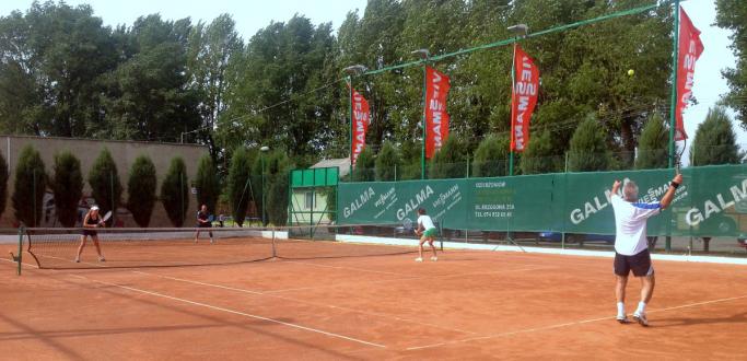 Ośrodek Sportu i Rekreacji w Dzierżoniowie oraz Dzierżoniowskie Towarzystwo Tenisa Ziemnego zapraszają na Turniej Tenisa Ziemnego Mikstów, który odbędzie na kortach dzierżoniowskiego OSiR-u 25 i 26 maja.