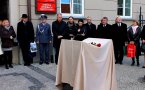 W czwartek 11 lutego Miejsko-Powiatowa Biblioteka Publiczna im. Krzysztofa Baczyńskiego w Dzierżoniowie, obchodziła 70 lecie swojej działalności. Głownym punktem obchodów jubileuszu była konferencja "Biblioteka – dobre miejsce" zorganizowana z okazji jubileuszu. Konferencję poprzedziło odsłonięcie Pomnika Książki tuż przy wejściu do biblioteki. Autorką koncepcji pomnika jest Kamila Karst.