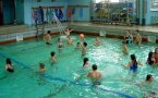 Ośrodek Sportu i Rekreacji w Dzierżoniowie zaprasza do skorzystania z oferty HAPPY HOURS. W jej ramach wstęp na basen kryty kosztuje tylko 5 zł. Promocja obowiązuje w w styczniowe weekendy w określonych godzinach.