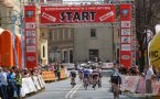 Pierwszy poważny kolarski wyścig w 2015 roku przebiegał ulicami Dzierżoniowa. Kryterium kolarskie zainaugurowało sezon na ściganie. Polecamy galerię zdjęć.
