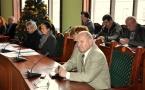 Dzierżoniowscy radni oraz radni i przedstawiciele gmin wchodzących w skład Związku Gmin Powiatu Dzierżoniowskiego (ZGPD7) wzięli udział w szkoleniu mającym na celu zgłębienie szczegółowej wiedzy dotyczącej zmian w gospodarce odpadami komunalnymi. 