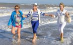 Do końca 2017 r. jeszcze sporo czasu, a dzierżoniowscy emeryci już szykują się na wczasy w roku 2018. A że uwielbiają polski morze, oferta wczasów - także rehabilitacyjnych - jest dość duża.